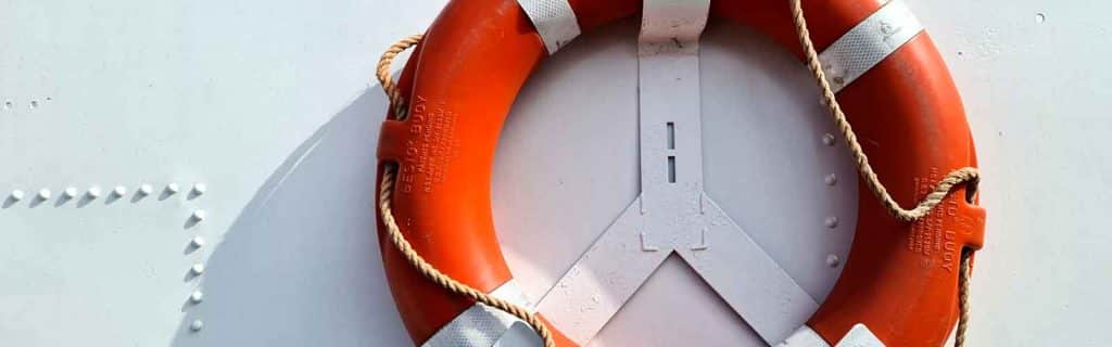 Floating-G-O-A-T-1-redningskrans-1600x500-1-1024x320.jpg